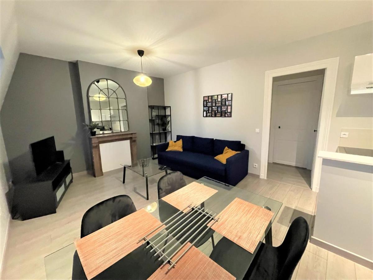 LE BOULARD : appartement en plein coeur du centre de Reims Extérieur photo